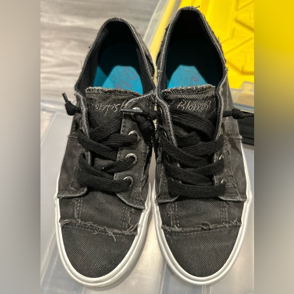 Blowfish Malibu Faded Black Canvas Sneakers - Picture 3 of 8